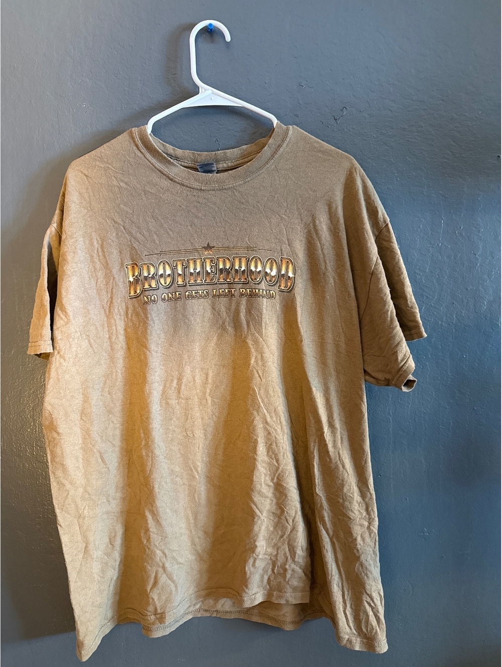 Gildan Brotherhood No One Gets Left Behind Graphic T-Shirt XL Heavy Cotton